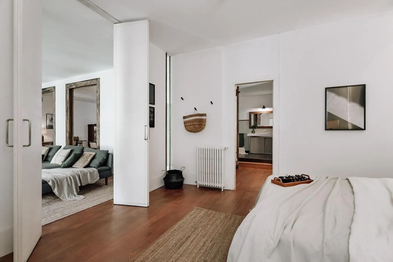 Zuheros - 2 Bedrooms In Eixample Dreta バルセロナ 0*,  スペイン