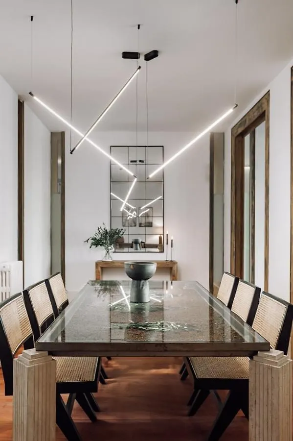 Zuheros - 2 Bedrooms In Eixample Dreta Barcelona 0*,