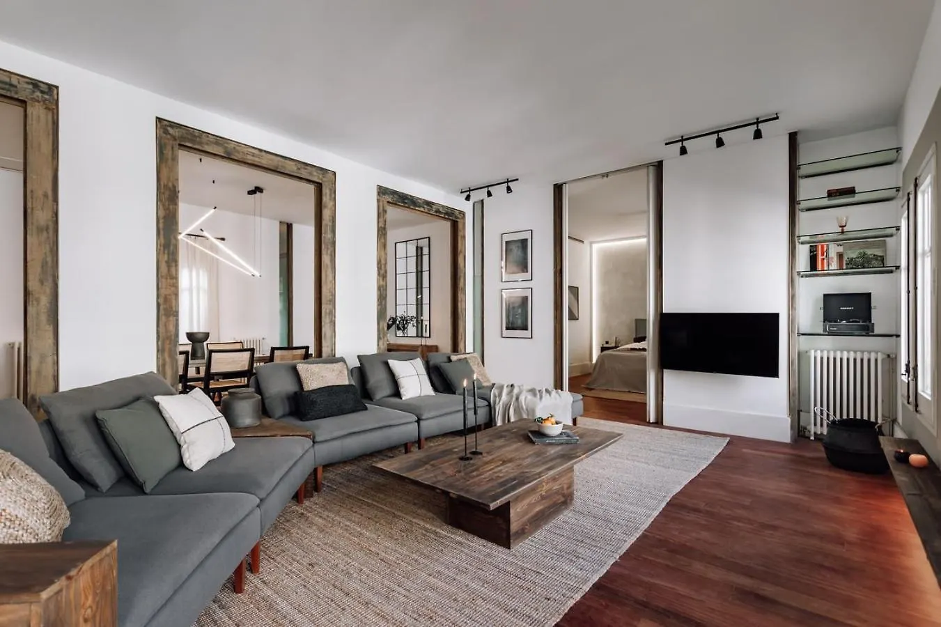 Zuheros - 2 Bedrooms In Eixample Dreta Barcelona 0*,