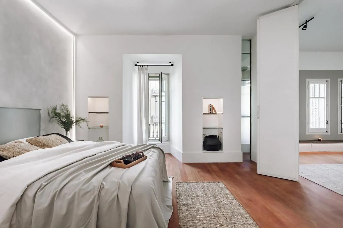 Zuheros - 2 Bedrooms In Eixample Dreta Barcelona Apartment